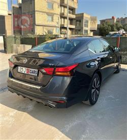 نيسان ألتيما